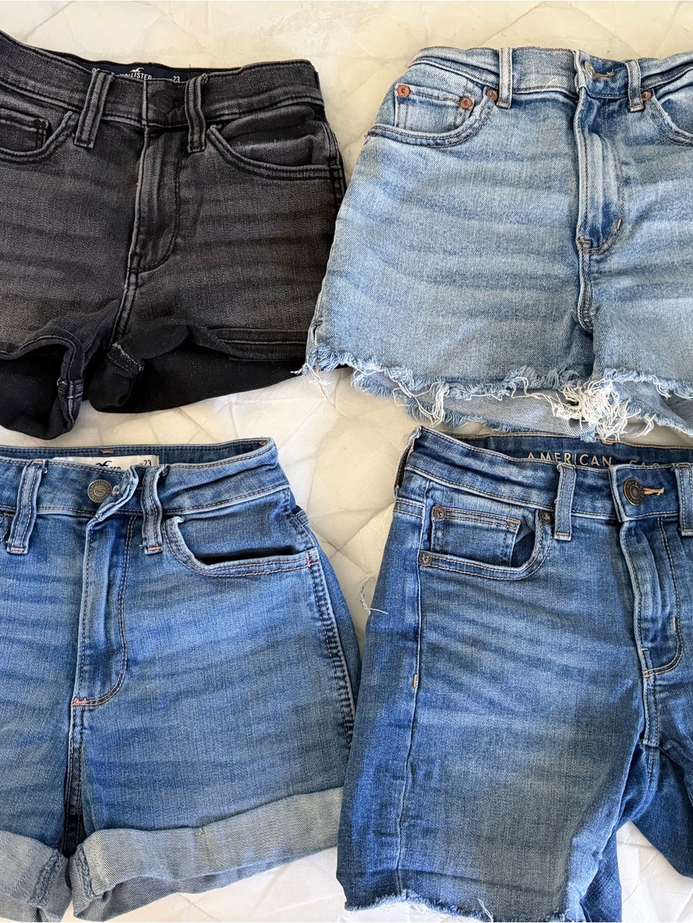 4 Pair Hollister Women's Denim Shorts Assorted Blue & Black